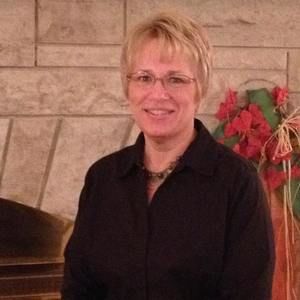 Meet your Posher, Debbie